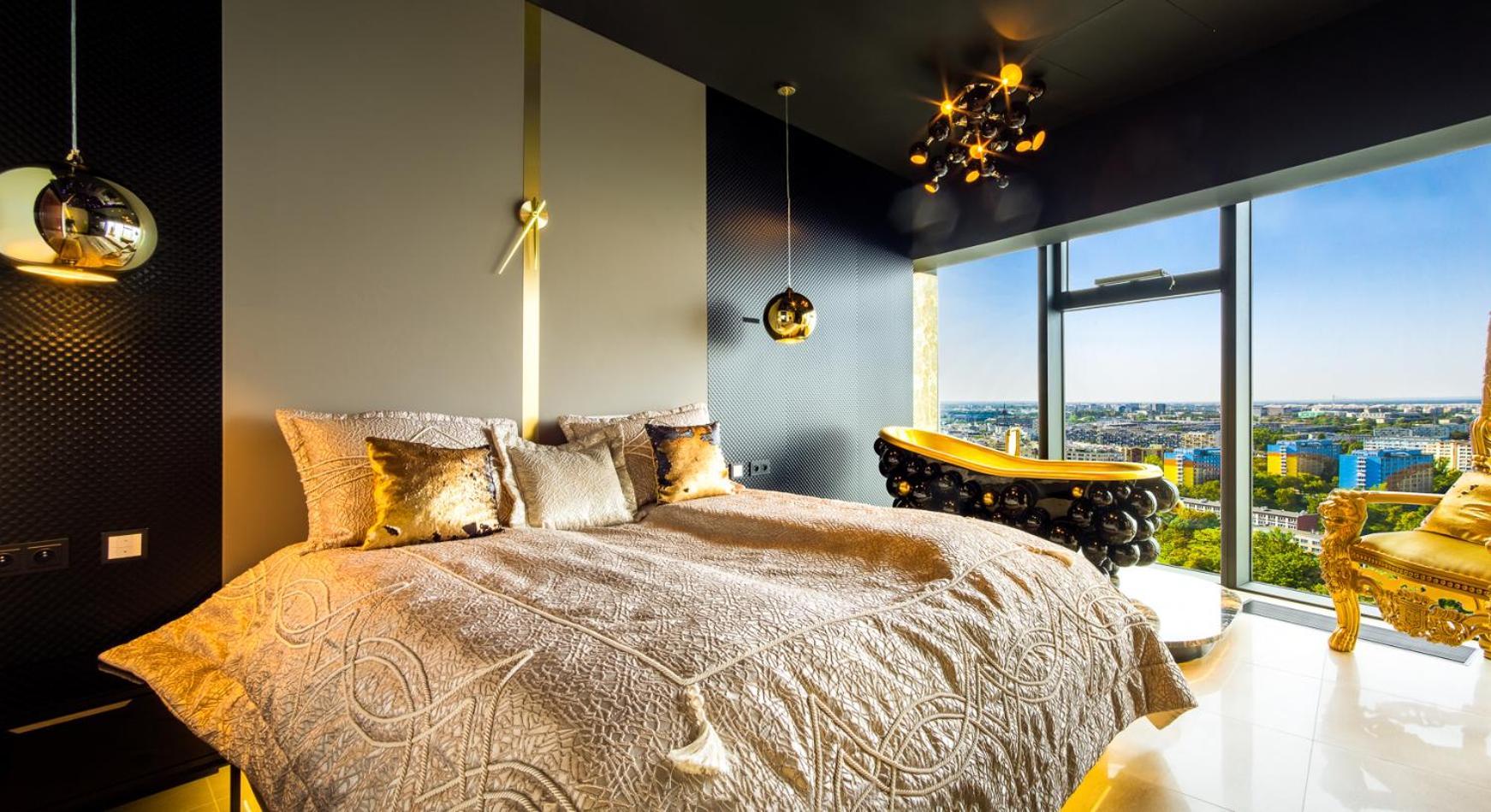 30Th+ Floor Apartments In Sky Tower 브로츠와프 외부 사진