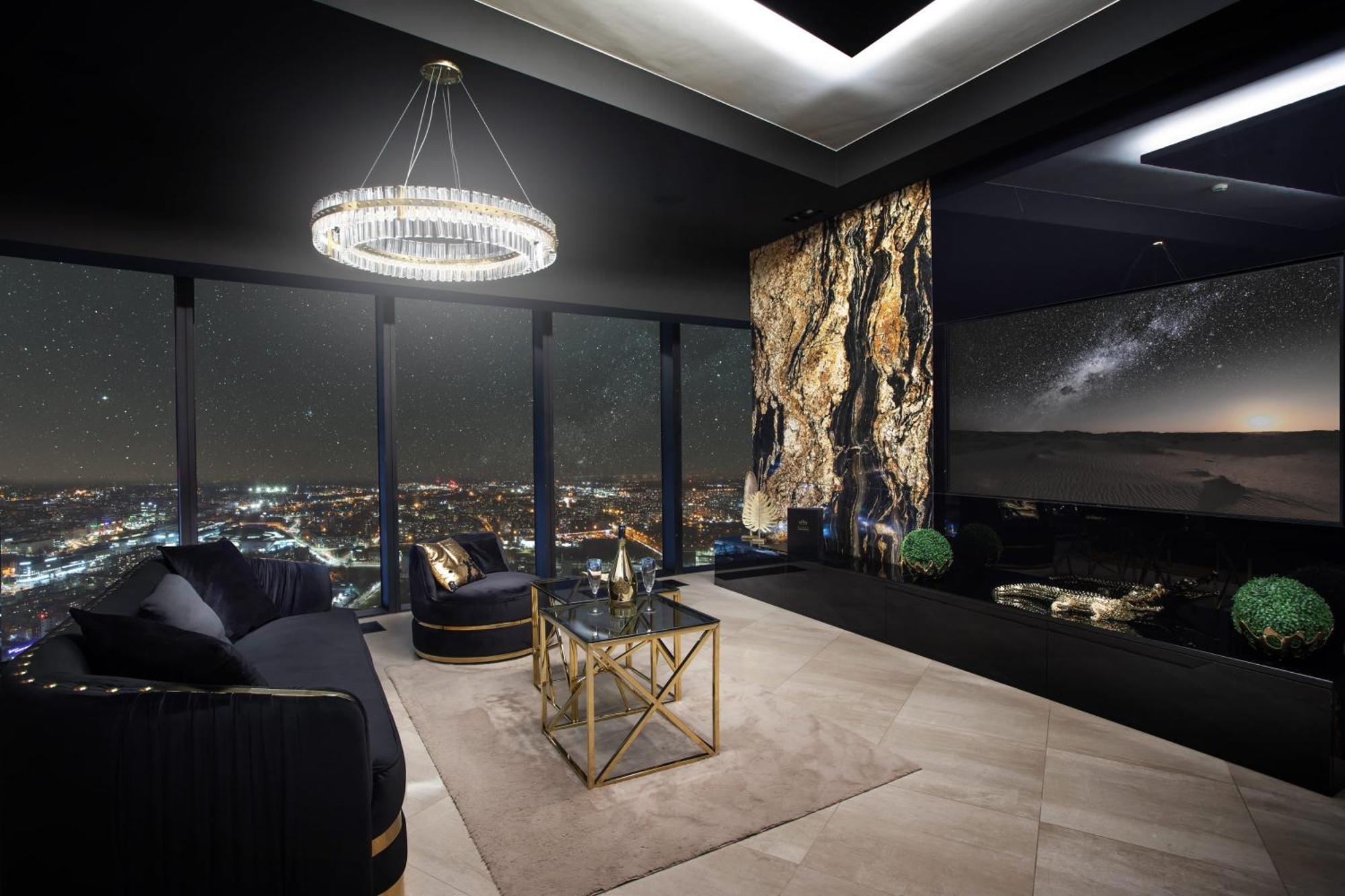30Th+ Floor Apartments In Sky Tower 브로츠와프 외부 사진