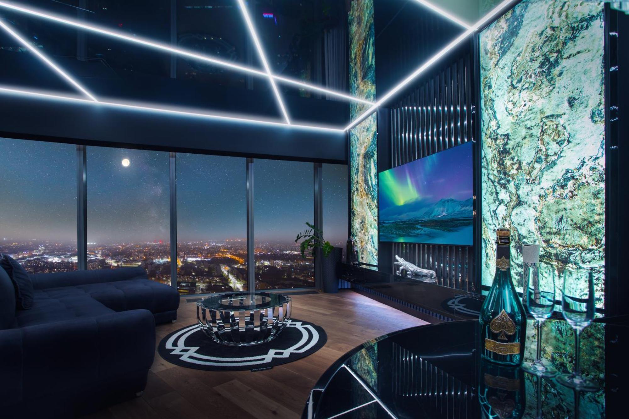 30Th+ Floor Apartments In Sky Tower 브로츠와프 외부 사진