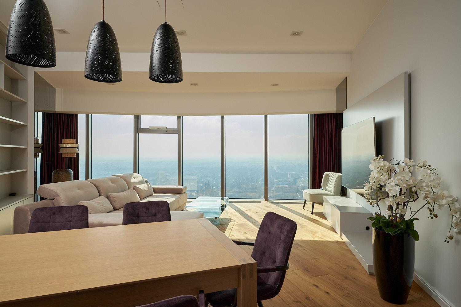 30Th+ Floor Apartments In Sky Tower 브로츠와프 외부 사진